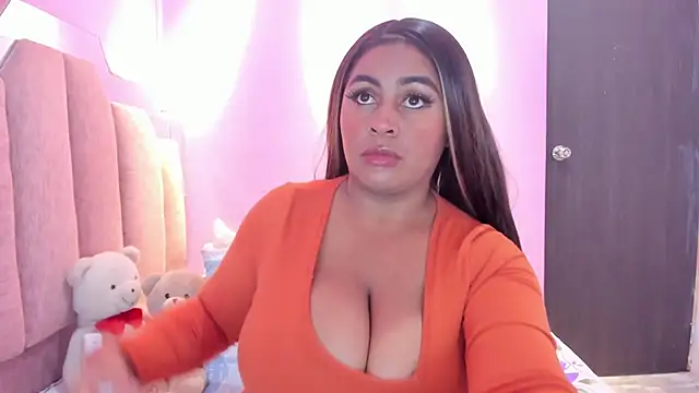 AndreaSweet2 online show from December 2025 07:52:02 PM