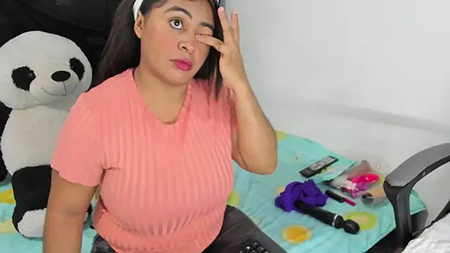 AndreaSweet2 online show from October 2025 02:35:02 PM