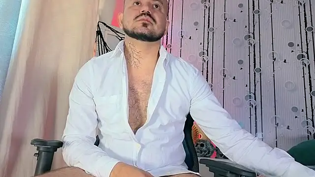 AlphaDrip online show from October 2025 12:15:02 PM