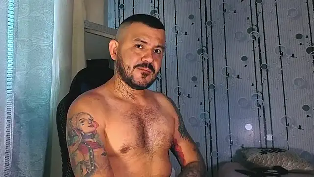 AlphaDrip online show from November 2025 12:09:02 PM