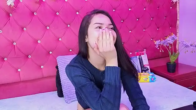 Nanis James online show from January 2026 03:35:01 AM