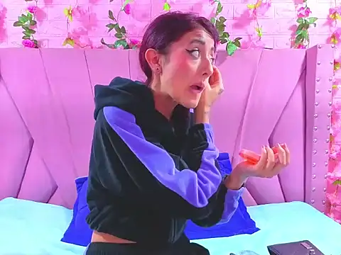  Maleja 19  online show from October 2025 03:16:01 AM