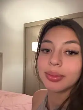 Mavii  online show from April 2026 05:15:02 PM