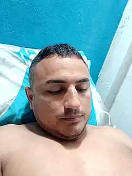 Geral Yeraldyn09 online show from November 2025 10:30:01 AM