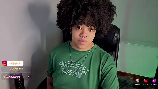 Snapshot of afro_jayleof chatting on September 2025 12:33:01 AM afro jayleof online show from September 2025 12:33:01 AM