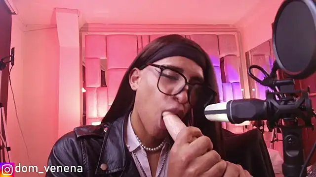 Dom venena online show from February 2026 07:25:01 PM