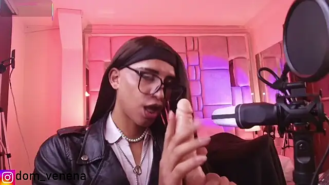 Dom venena online show from February 2026 07:48:02 PM