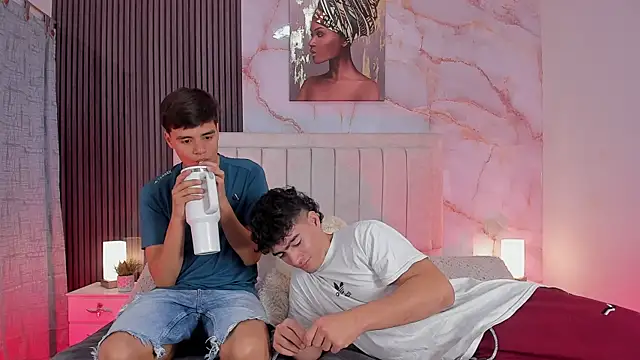 Snapshot of sweet_petter chatting on November 2025 01:04:01 PM sweet petter online show from November 2025 01:04:01 PM