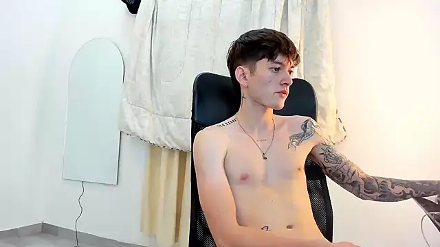 jake kylee online show from October 2025 10:07:01 PM