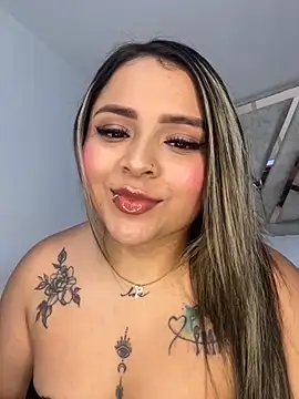 ashley-swift- online show from November 2025 10:52:02 AM