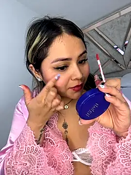 ashley-swift- online show from October 2025 06:50:02 AM