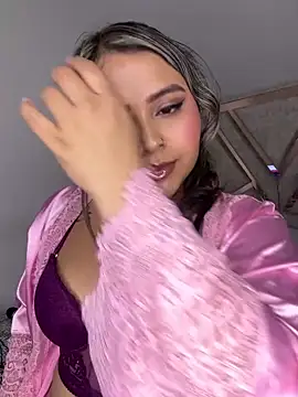 ashley-swift- online show from December 2025 07:00:02 AM