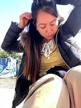 Huong-Ly online show from January 2026 04:08:01 AM