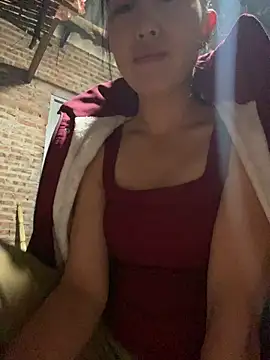 Huong-Ly online show from December 2025 03:24:02 AM