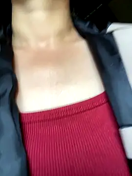 Huong-Ly online show from October 2025 08:37:02 AM