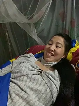 Huong-Ly online show from November 2025 02:39:01 AM