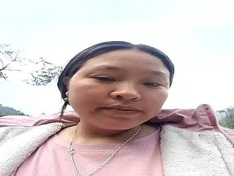 MuiNay online show from December 2025 12:46:01 AM