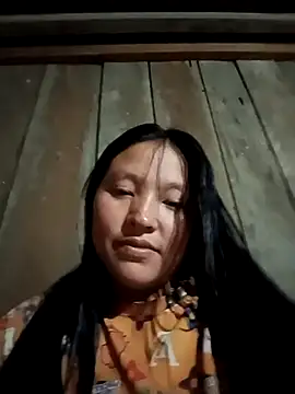 MuiNay online show from November 2025 12:42:01 PM