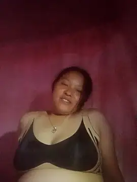 Snapshot of MuiNay chatting on September 2025 02:20:01 PM MuiNay online show from September 2025 02:20:01 PM