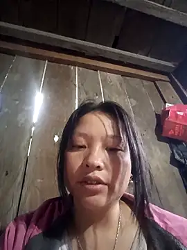 MuiNay online show from November 2025 11:42:01 PM