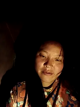 MuiNay online show from December 2025 12:59:02 PM