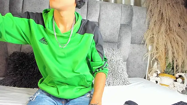 d3rke 666 online show from October 2025 04:00:01 AM