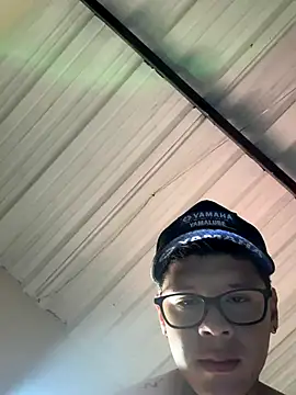 Snapshot of jordan_422 chatting on November 2025 02:06:01 PM jordan 422 online show from November 2025 02:06:01 PM