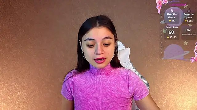 Snapshot of Leila_Hefner chatting on October 2025 02:24:01 AM Leila Hefner online show from October 2025 02:24:01 AM