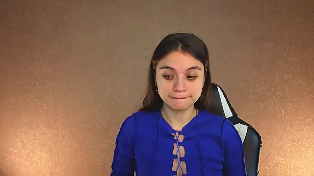 Leila Hefner online show from November 2025 02:59:01 AM