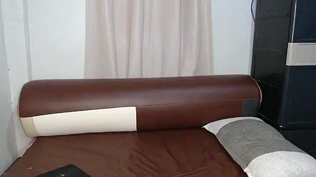 kiara smieth online show from December 2025 11:49:02 AM