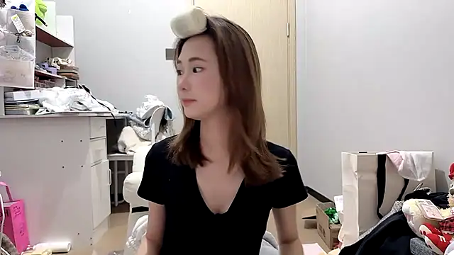 Ann-cookie online show from March 2026 05:00:01 PM