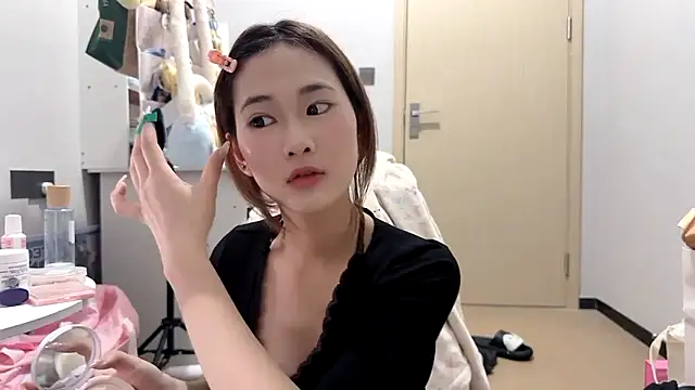 Ann-cookie online show from February 2026 02:46:01 PM