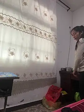 crhong666 online show from March 2026 01:12:01 AM