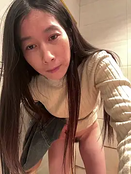 crhong666 online show from March 2026 12:49:02 AM