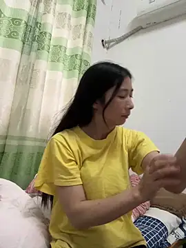 crhong666 online show from October 2025 10:20:01 PM