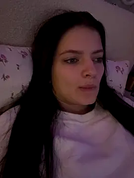 Snapshot of kimberlyy77 chatting on October 2025 07:04:02 PM kimberlyy77 online show from October 2025 07:04:02 PM