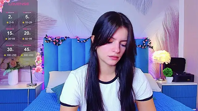 Snapshot of kimberlyy77 chatting on October 2025 06:37:02 AM kimberlyy77 online show from October 2025 06:37:02 AM