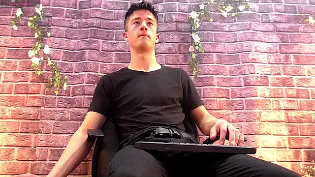 SirReed online show from November 2025 04:00:02 AM