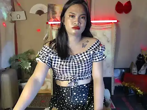 miss laila  online show from September 2025 11:02:02 AM