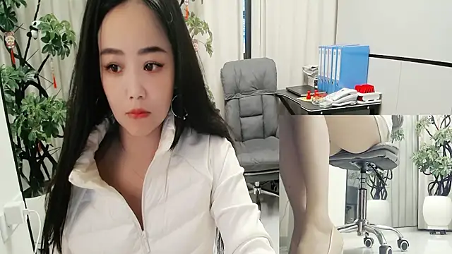 Eileen-L online show from February 2026 02:34:02 AM