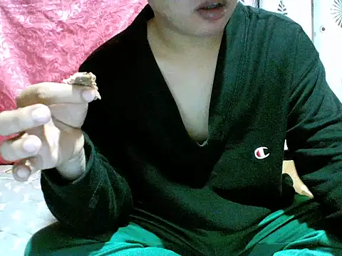 alhex gay26 online show from December 2025 01:28:01 PM