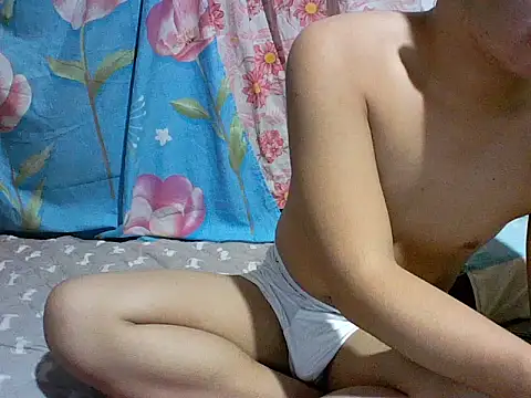 Snapshot of alhex_gay26 chatting on September 2025 12:45:01 PM alhex gay26 online show from September 2025 12:45:01 PM