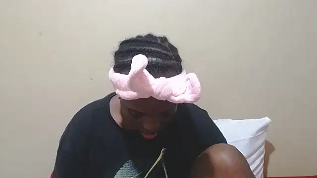 Blackberry96  online show from January 2026 05:18:01 PM