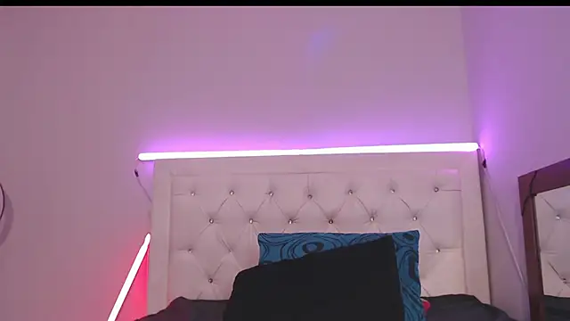 yhazan blake88 online show from April 2026 04:08:02 AM