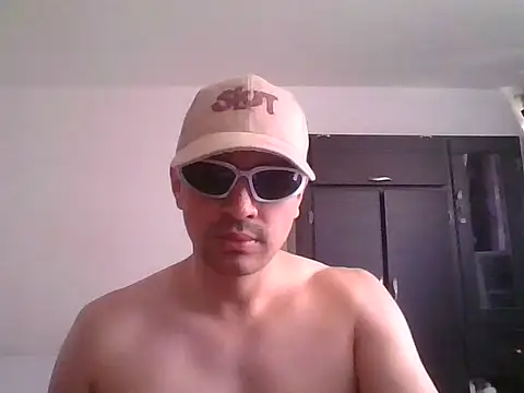 AlphaBoyyX online show from September 2025 05:33:02 PM