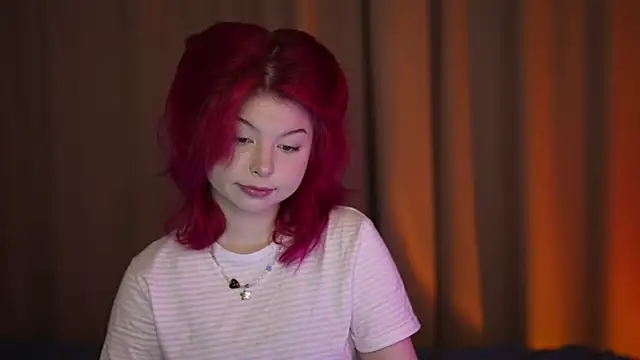 Stella Vanila online show from November 2025 12:03:02 AM