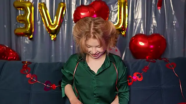 Stella Vanila online show from February 2026 07:13:01 PM