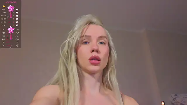 KittenFang online show from January 2026 05:17:01 PM