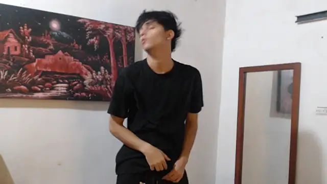 alice julls online show from November 2025 07:29:02 PM