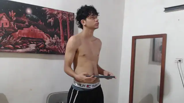 alice julls online show from December 2025 07:48:01 PM